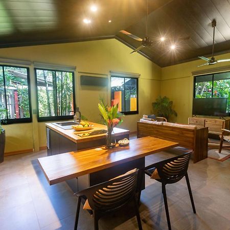 Hotel Banana Azul - Adults Only Puerto Viejo de Talamanca المظهر الخارجي الصورة