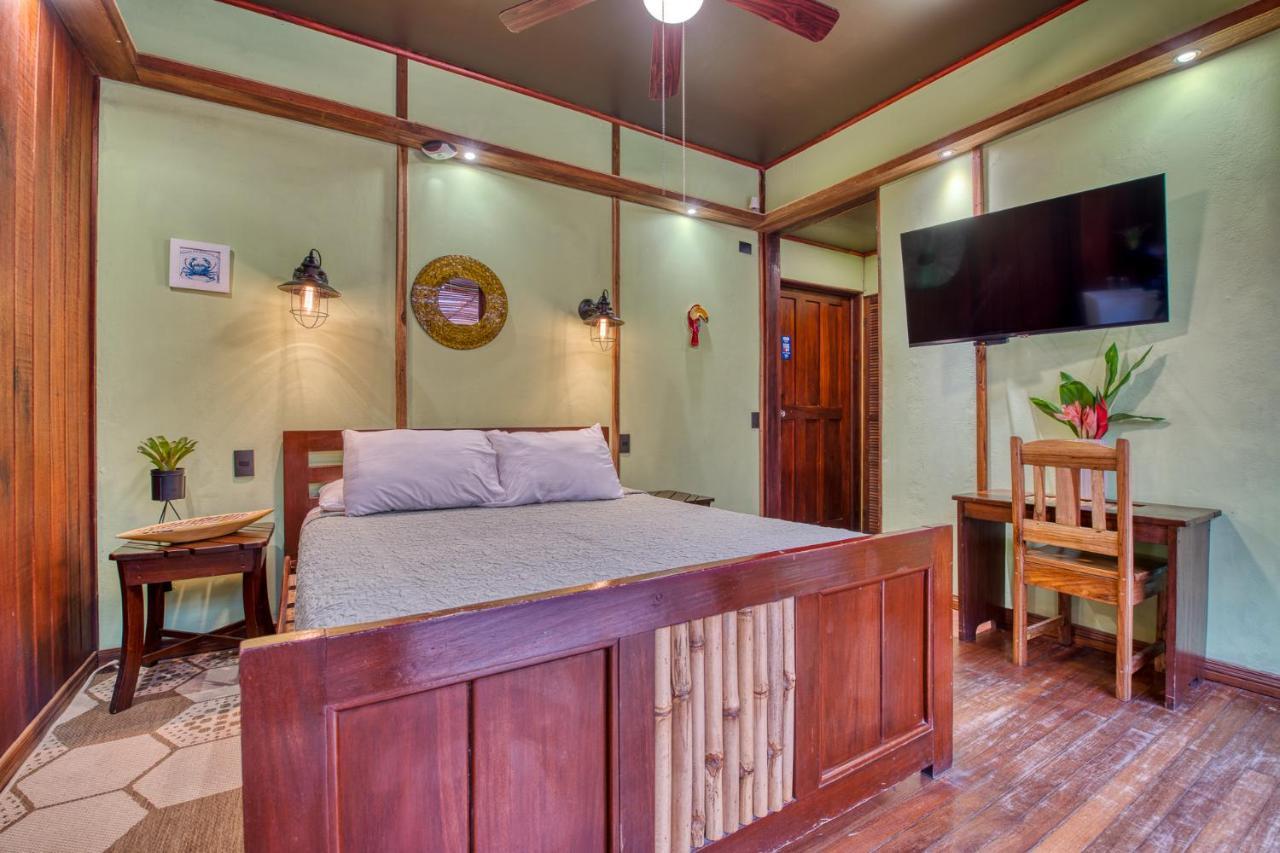Hotel Banana Azul - Adults Only Puerto Viejo de Talamanca المظهر الخارجي الصورة