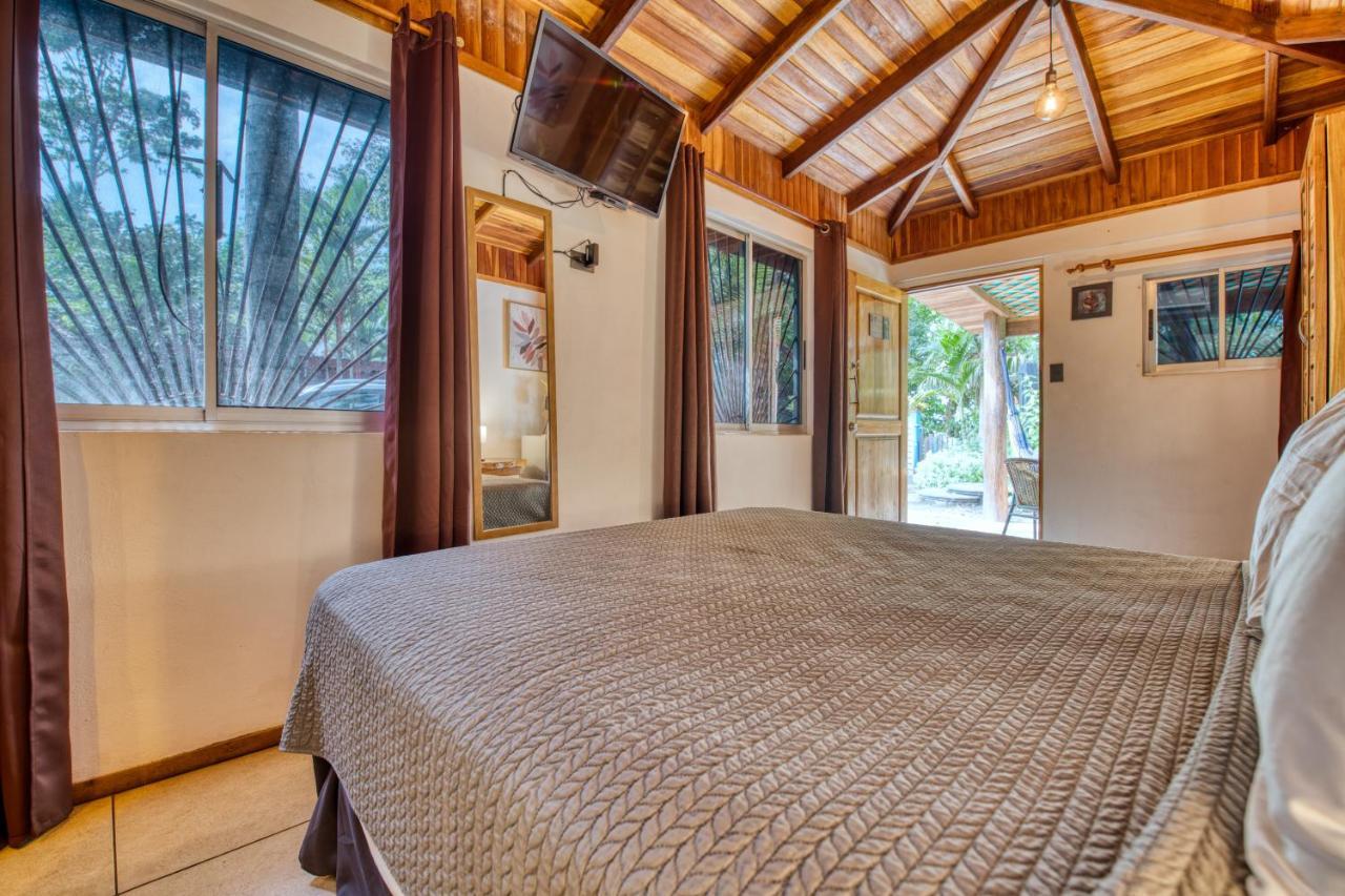 Hotel Banana Azul - Adults Only Puerto Viejo de Talamanca المظهر الخارجي الصورة